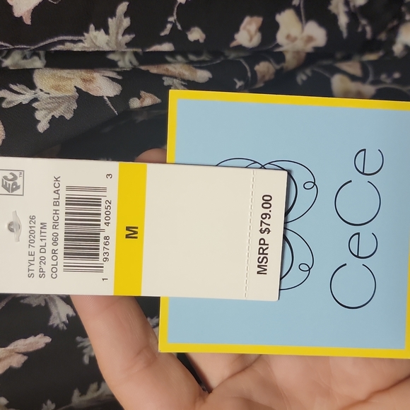 CECERuffled V-Neck Blouse size medium - Picture 5 of 5